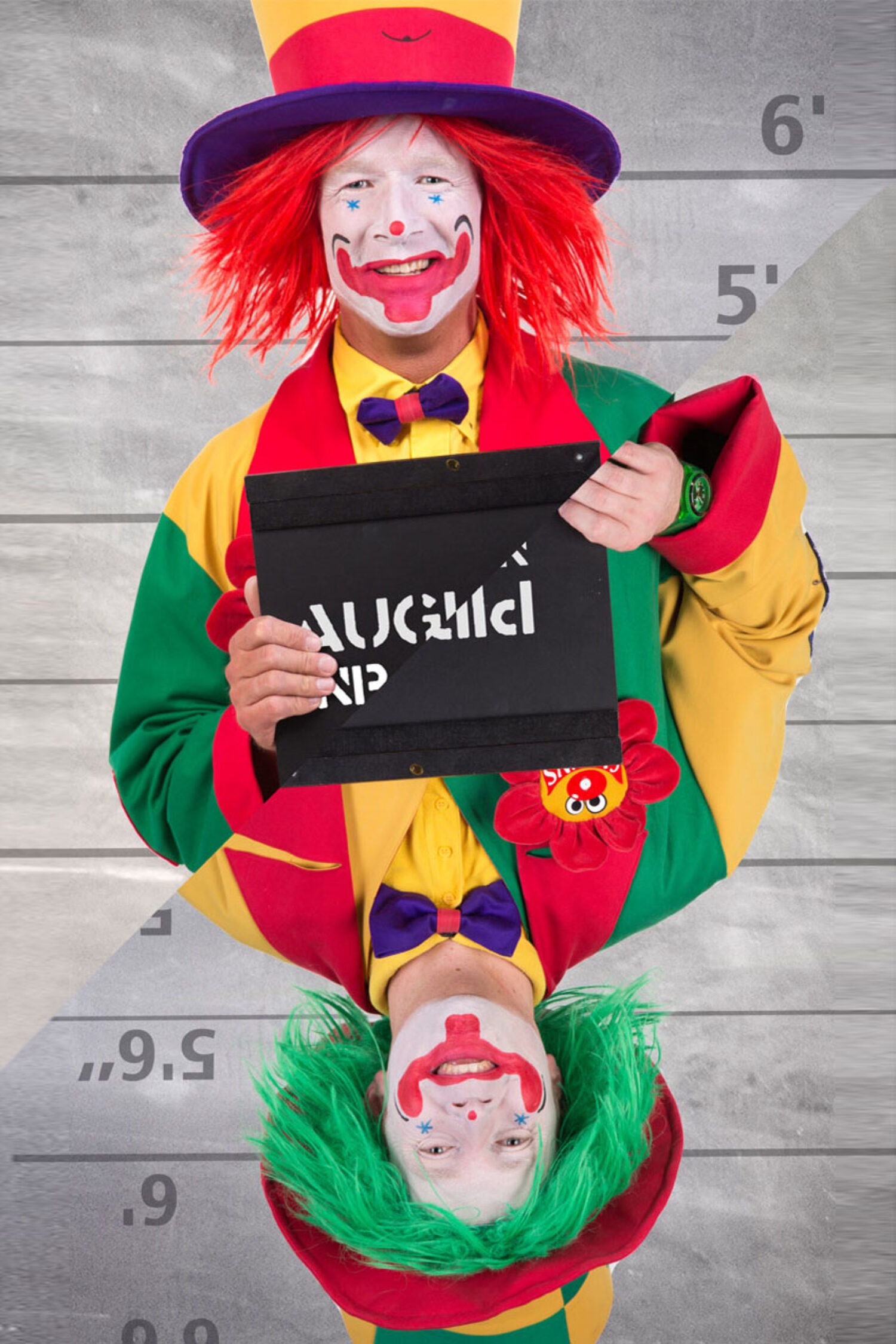 Clown Pippy + August Mugshot